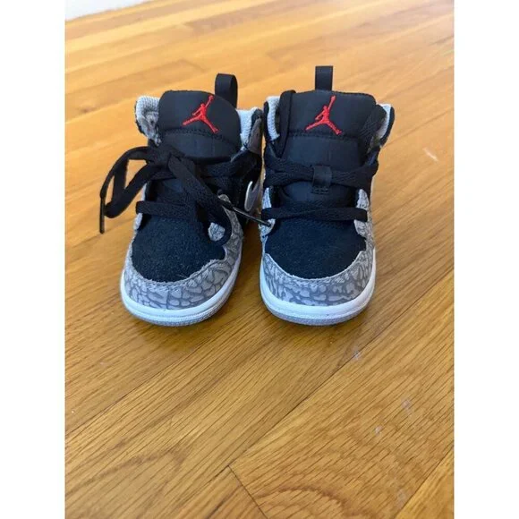 Air Jordan 1 High OG Toddler Sneakers Black/Gray With Elephant Print Size 5C - Picture 3 of 10